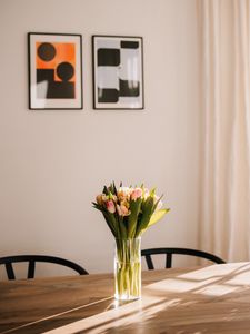 Preview wallpaper tulips, flowers, bouquet, vase, interior