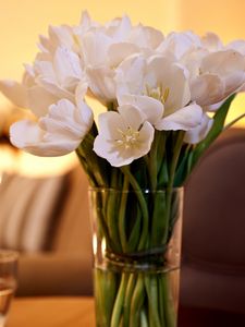Preview wallpaper tulips, flowers, bunch, vase, candles, romance