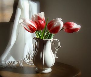 Preview wallpaper tulips, flowers, two-color, pitcher, chair, stole