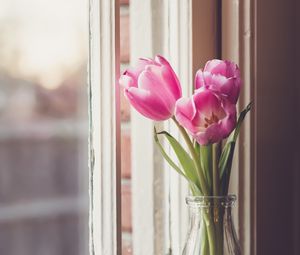 Preview wallpaper tulips, flowers, vase, window