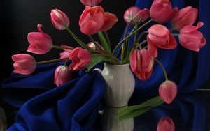 Preview wallpaper tulips, flowers, vase, fabric, table, reflection