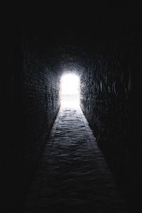 Preview wallpaper tunnel, arch, dark