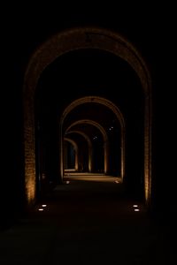 Preview wallpaper tunnel, arches, glow, dark