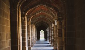 Preview wallpaper tunnel, building, arch, passage