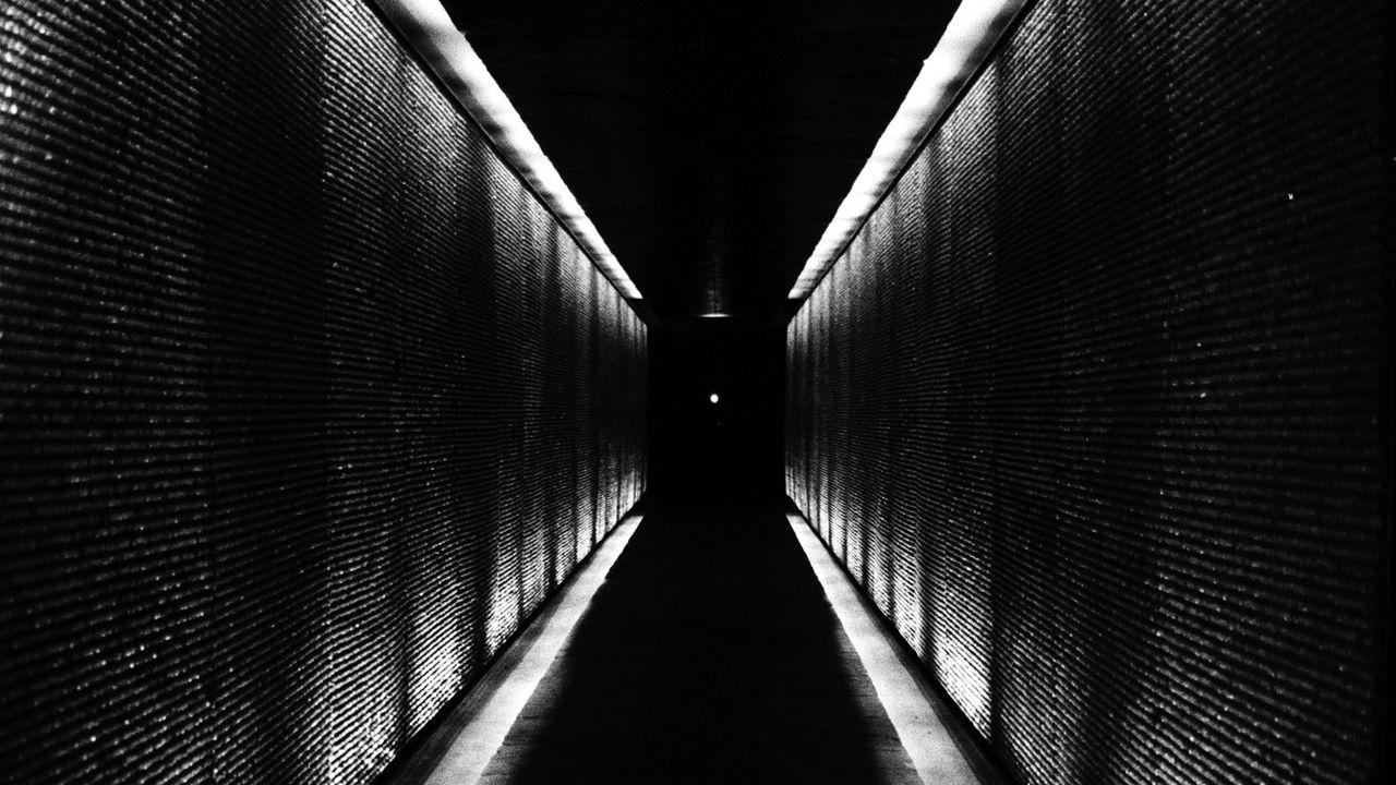 Wallpaper tunnel, building, bw, perspective