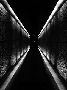 Preview wallpaper tunnel, building, bw, perspective