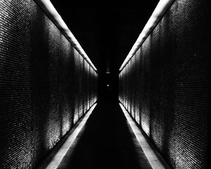 Preview wallpaper tunnel, building, bw, perspective