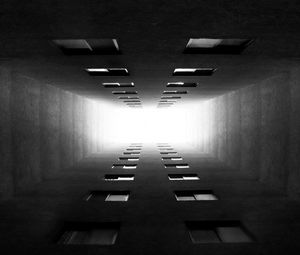 Preview wallpaper tunnel, bw, glow, distance, windows