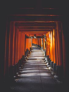 Preview wallpaper tunnel, corridor, dark, columns, path