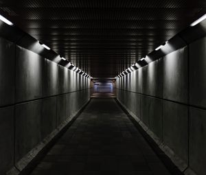 Preview wallpaper tunnel, corridor, dark, gray