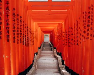 Preview wallpaper tunnel, corridor, stairs, columns, hieroglyphs