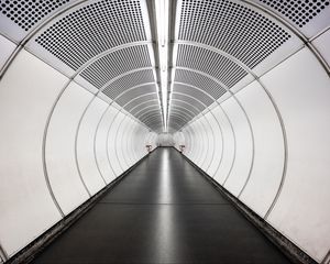 Preview wallpaper tunnel, corridor, white