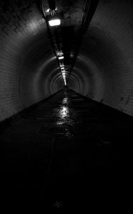 Preview wallpaper tunnel, darkness, lights, black and white
