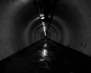 Preview wallpaper tunnel, darkness, lights, black and white