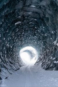 Preview wallpaper tunnel, ice, snow, light, nature