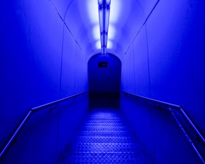 Preview wallpaper tunnel, light, blue, neon