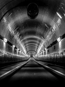 Preview wallpaper tunnel, lights, black and white, road