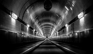 Preview wallpaper tunnel, lights, black and white, road