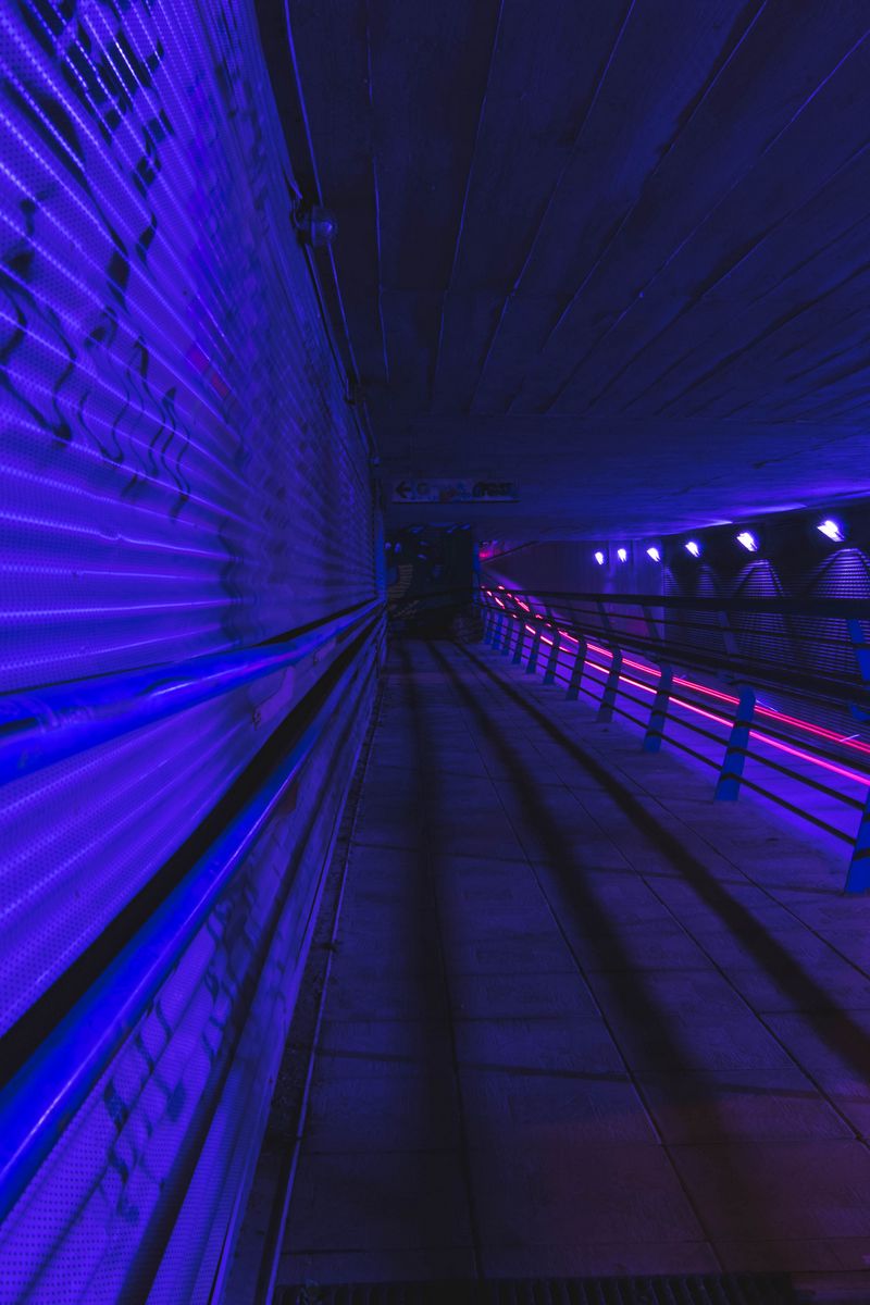 Download wallpaper 800x1200 tunnel, metro, dark, underground, backlight ...