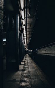 Preview wallpaper tunnel, metro, man, silhouette, dark