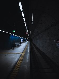 Preview wallpaper tunnel, metro, platform, distance