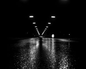 Preview wallpaper tunnel, road, light, black and white, black