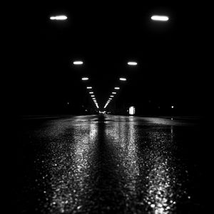 Preview wallpaper tunnel, road, light, black and white, black