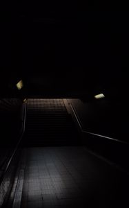 Preview wallpaper tunnel, stairs, dark, darkness