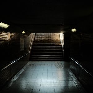 Preview wallpaper tunnel, stairs, subway, dark