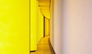 Preview wallpaper tunnel, twisting, yellow