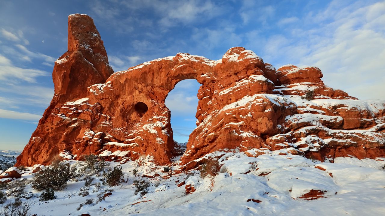 Wallpaper turret arch, relief, snow, nature