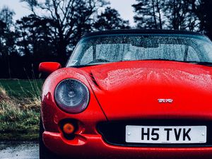 Preview wallpaper tvr, car, sportscar, red, wet, front view