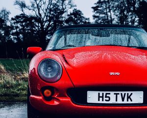 Preview wallpaper tvr, car, sportscar, red, wet, front view