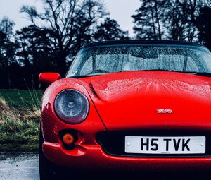 Preview wallpaper tvr, car, sportscar, red, wet, front view