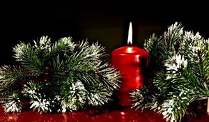 Preview wallpaper twigs, pine needles, christmas candle, surface