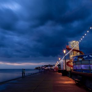 Preview wallpaper twilight, people, beach, night