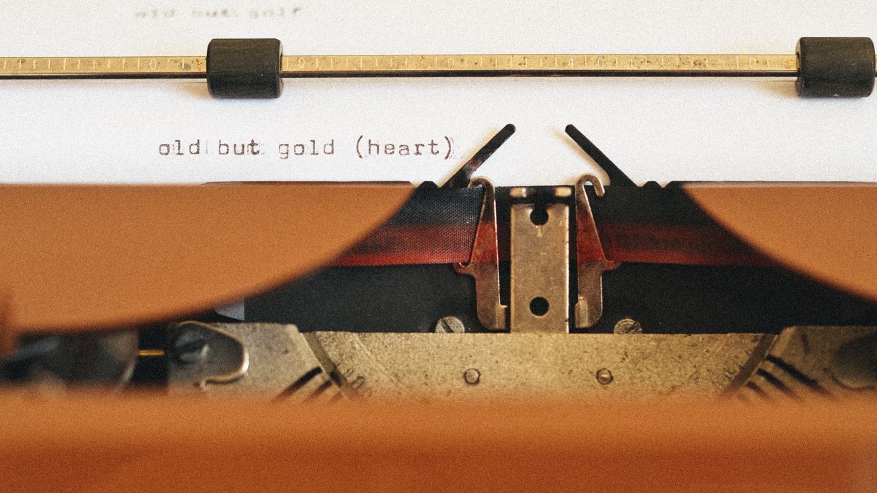 Wallpaper typewriter, text, retro, vintage