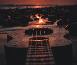 Preview wallpaper ukulele, guitar, sunset, beach, dusk