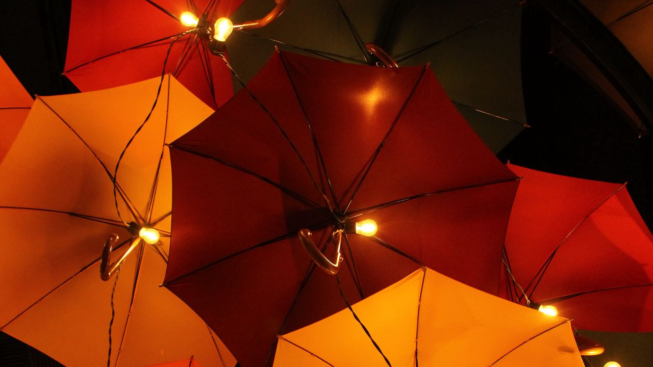 Wallpaper umbrellas, flashlights, lamps, glow