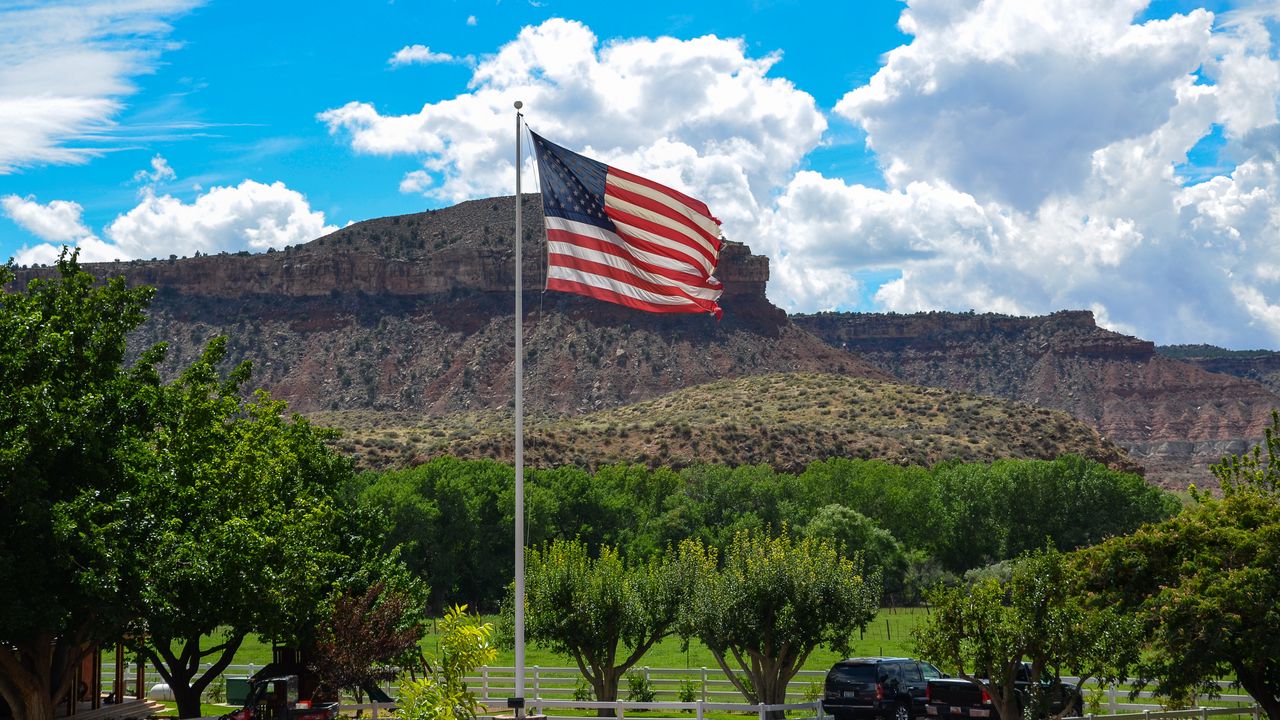 Wallpaper united states, america, utah, ranch, flag, farm