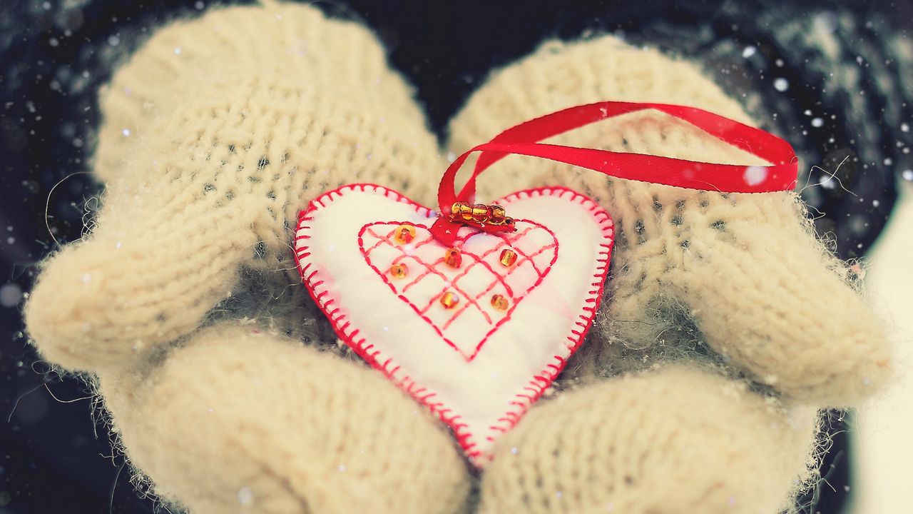 Wallpaper valentines day, love, heart, mittens, hands