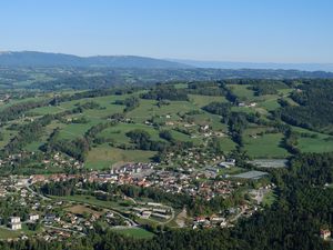 Preview wallpaper valley, houses, trees, nature, aerial view