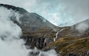 Preview wallpaper valley, mountains, clouds, nature