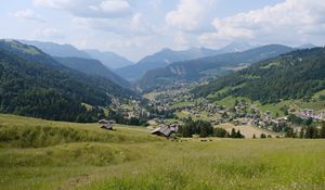 Preview wallpaper valley, slope, nature, houses, mountains