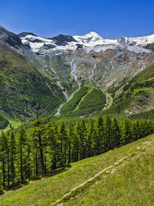 Preview wallpaper valley, trees, mountains, slope, landscape