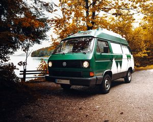 Preview wallpaper van, car, green, nature