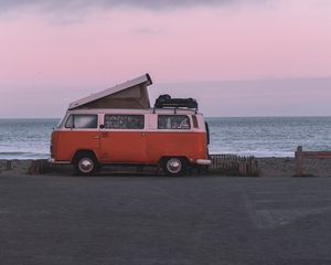 Preview wallpaper van, car, red, old, motorhome
