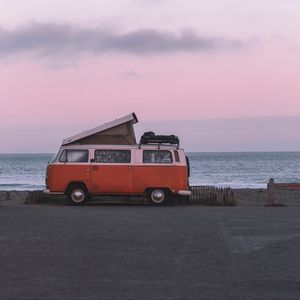 Preview wallpaper van, car, red, old, motorhome