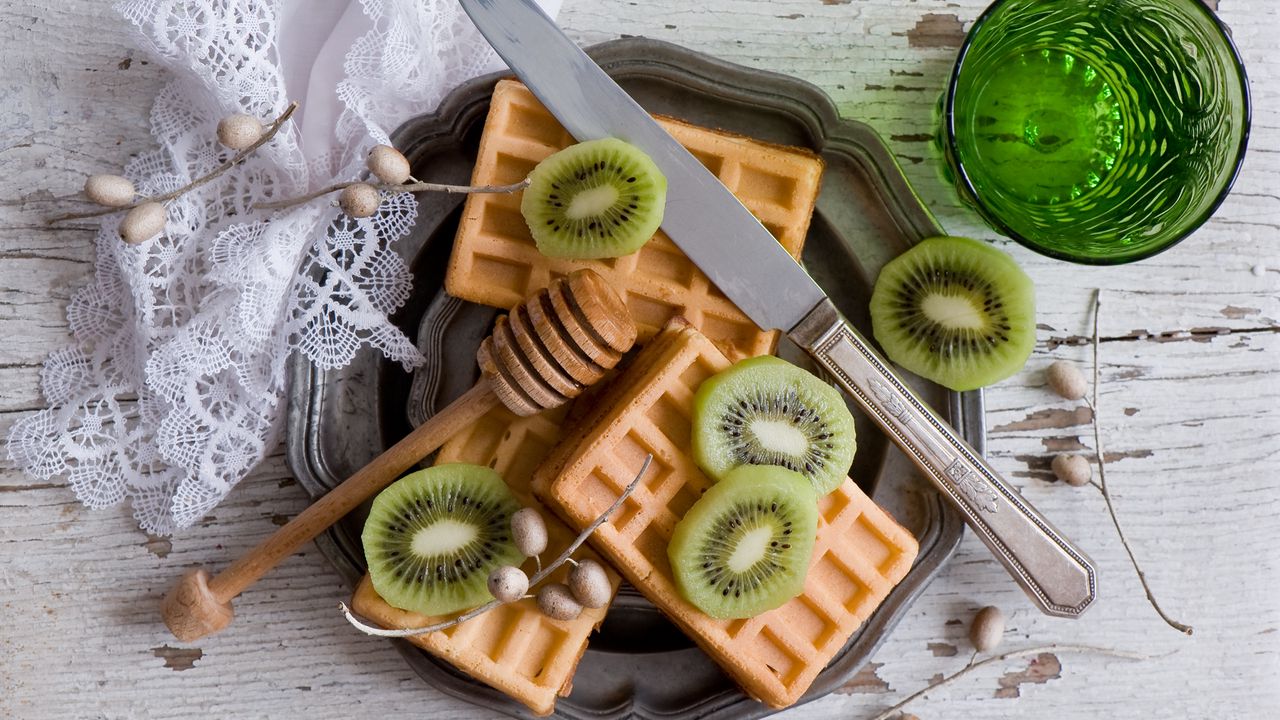 Wallpaper viennese wafers, waffles, kiwi fruit, juice, breakfast