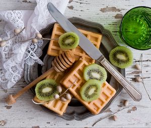 Preview wallpaper viennese wafers, waffles, kiwi fruit, juice, breakfast